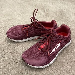 ALTRA escalante 2.0 womens size 7